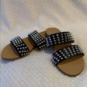 Catherine Malandrino Womens Black Silver Stud Sandals Size 7.5